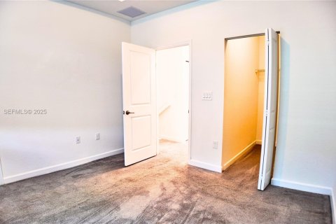 Villa ou maison à louer à Homestead, Floride: 3 chambres, 123.37 m2 № 1986968 - photo 25