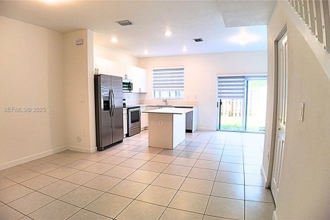 Villa ou maison à louer à Homestead, Floride: 3 chambres, 123.37 m2 № 1986968 - photo 8