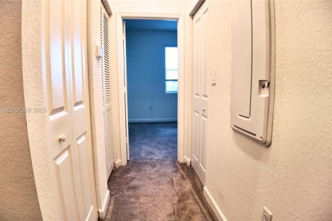 Villa ou maison à louer à Homestead, Floride: 3 chambres, 123.37 m2 № 1986968 - photo 18