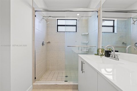 Townhouse in Dania Beach, Florida 3 bedrooms, 176.14 sq.m. № 2064024 - photo 24