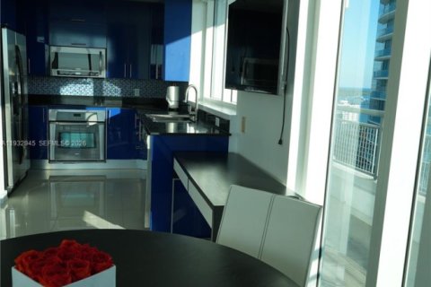 Купить кондоминиум в Майами, Флорида 1 спальня, 54.35м2, № 2053691 - фото 7