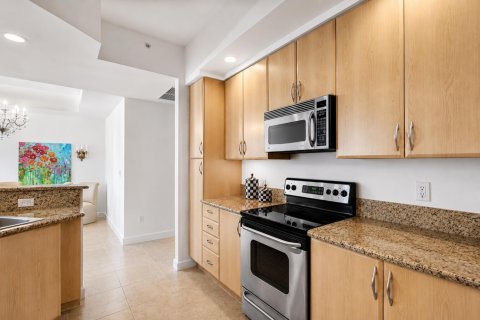 Купить кондоминиум в Уэст-Палм-Бич, Флорида 5 комнат, 137.03м2, № 2240580 - фото 9