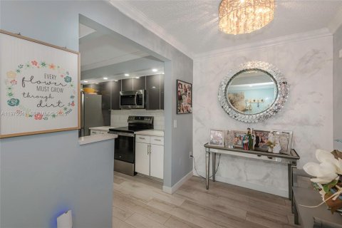 Condominio en venta en Pembroke Pines, Florida, 2 dormitorios, 105.63 m2 № 2260657 - foto 22