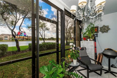 Condominio en venta en Pembroke Pines, Florida, 2 dormitorios, 105.63 m2 № 2260657 - foto 24