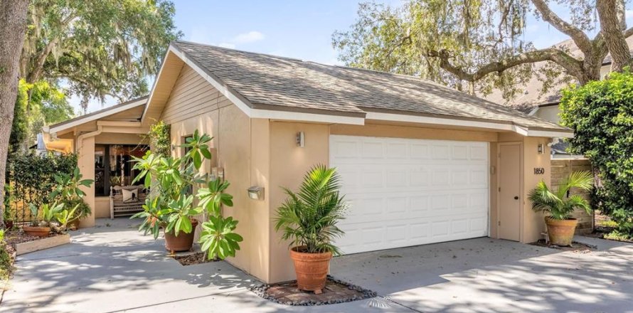 Villa ou maison à Winter Park, Floride 3 chambres, 145.21 m2 № 2345207