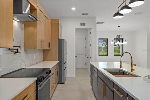 Villa ou maison à vendre à New Port Richey, Floride: 4 chambres, 209.96 m2 № 2215120 - photo 8