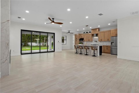 Villa ou maison à vendre à New Port Richey, Floride: 4 chambres, 209.96 m2 № 2215120 - photo 11