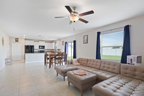 House in Tampa, Florida 4 bedrooms, 244.8 sq.m. № 1757644 - photo 10