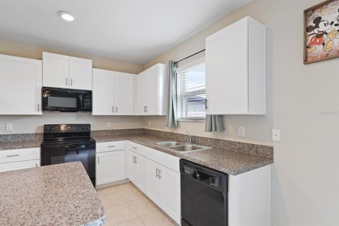 House in Tampa, Florida 4 bedrooms, 244.8 sq.m. № 1757644 - photo 14