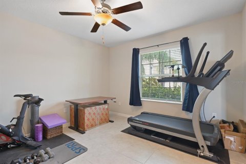 House in Tampa, Florida 4 bedrooms, 244.8 sq.m. № 1757644 - photo 6