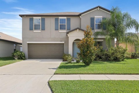 House in Tampa, Florida 4 bedrooms, 244.8 sq.m. № 1757644 - photo 1