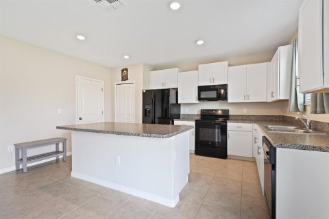 House in Tampa, Florida 4 bedrooms, 244.8 sq.m. № 1757644 - photo 13