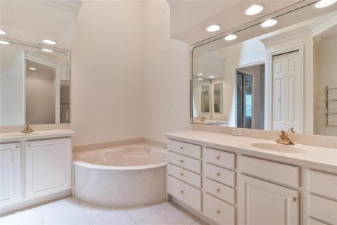 Condo in Howey-in-the-Hills, Florida, 3 bedrooms  № 1873921 - photo 22