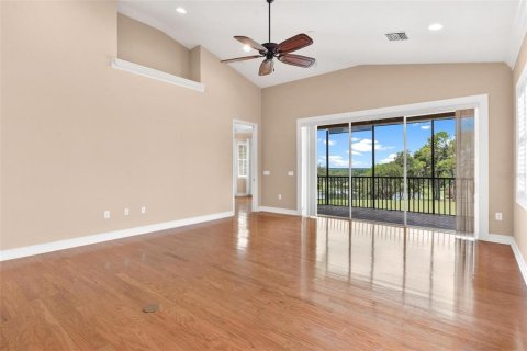 Condo in Howey-in-the-Hills, Florida, 3 bedrooms  № 1873921 - photo 5