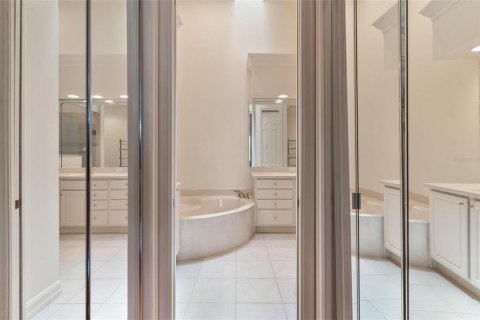 Condo in Howey-in-the-Hills, Florida, 3 bedrooms  № 1873921 - photo 23