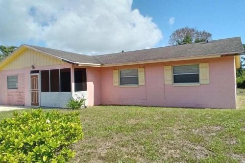 Casa en St. Lucie, Florida 4 dormitorios, 135.27 m2 № 2382587