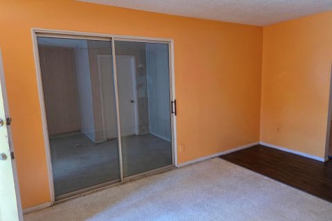 Casa en venta en St. Lucie, Florida, 4 dormitorios, 135.27 m2 № 2382587 - foto 2