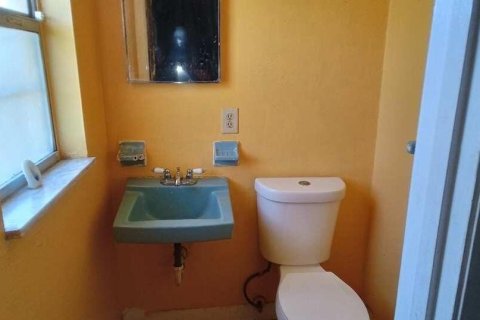 Casa en venta en St. Lucie, Florida, 4 dormitorios, 135.27 m2 № 2382587 - foto 9