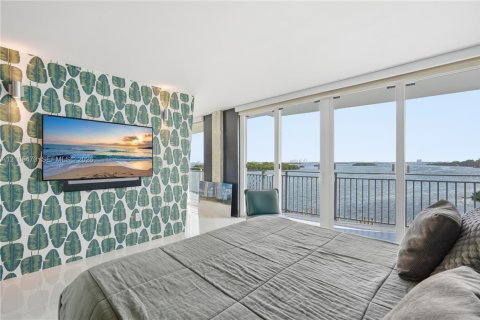 Copropriété à vendre à Miami, Floride: 1 chambre, 96.8 m2 № 2414670 - photo 17