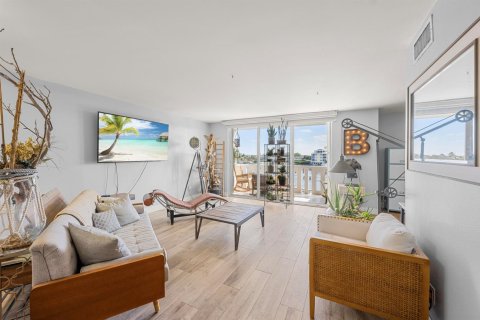 Купить кондоминиум в Лантана, Флорида 5 комнат, 88.26м2, № 2083153 - фото 7