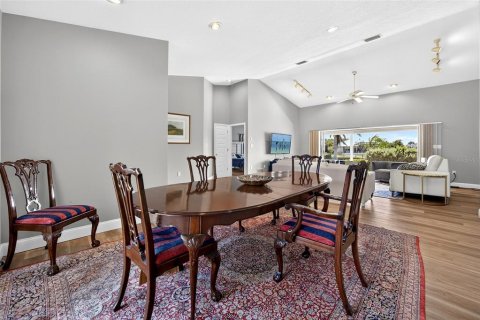 Casa en venta en Punta Gorda, Florida, 3 dormitorios, 196.4 m2 № 2387303 - foto 8