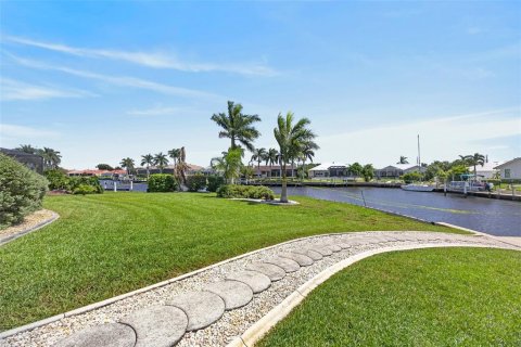 Casa en venta en Punta Gorda, Florida, 3 dormitorios, 196.4 m2 № 2387303 - foto 29