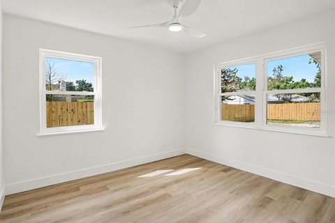 Villa ou maison à vendre à Orlando, Floride: 3 chambres, 155.43 m2 № 2388380 - photo 19