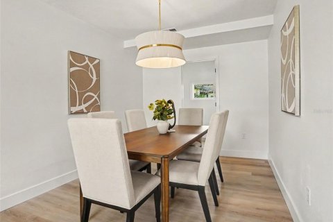 Villa ou maison à vendre à Orlando, Floride: 3 chambres, 155.43 m2 № 2388380 - photo 6