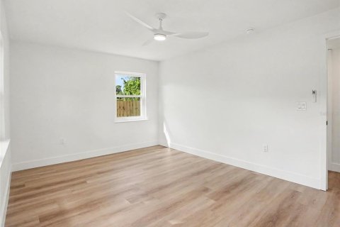 Villa ou maison à vendre à Orlando, Floride: 3 chambres, 155.43 m2 № 2388380 - photo 18