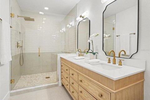 Villa ou maison à vendre à Orlando, Floride: 3 chambres, 155.43 m2 № 2388380 - photo 15