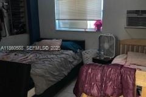 Casa en venta en Hollywood, Florida, 3 dormitorios, 95.97 m2 № 2034278 - foto 7