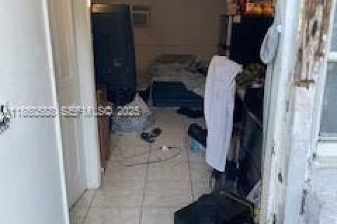 Casa en venta en Hollywood, Florida, 3 dormitorios, 95.97 m2 № 2034278 - foto 11