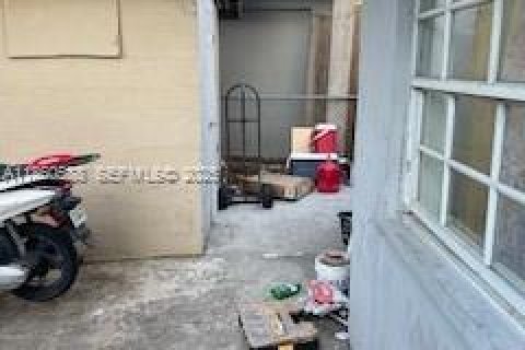 Casa en venta en Hollywood, Florida, 3 dormitorios, 95.97 m2 № 2034278 - foto 12