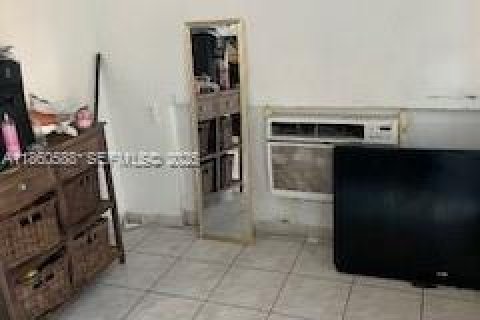 Casa en venta en Hollywood, Florida, 3 dormitorios, 95.97 m2 № 2034278 - foto 5