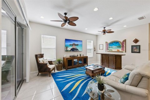 Villa ou maison à vendre à Kissimmee, Floride: 3 chambres, 219.25 m2 № 2434468 - photo 7