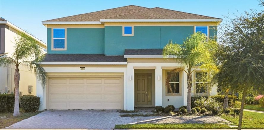 House in Kissimmee, Florida 8 bedrooms, 301.75 sq.m. № 2403430