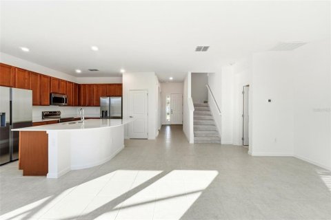 House in Kissimmee, Florida 8 bedrooms, 301.75 sq.m. № 2403430 - photo 10