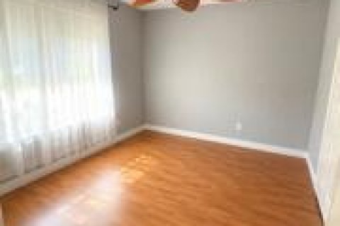 Townhouse in Royal Palm Beach, Florida 3 bedrooms, 151.15 sq.m. № 2388073 - photo 8