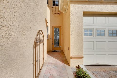 Townhouse in Sarasota, Florida 3 bedrooms, 204.01 sq.m. № 2098268 - photo 5
