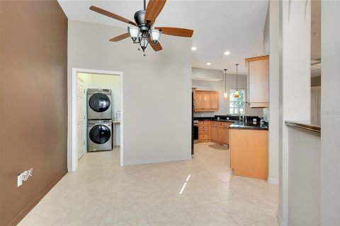 Townhouse in Sarasota, Florida 3 bedrooms, 204.01 sq.m. № 2098268 - photo 16