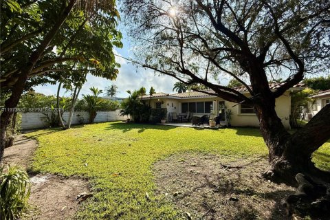 Villa ou maison à louer à Miami Beach, Floride: 4 chambres, 176.7 m2 № 2042729 - photo 23