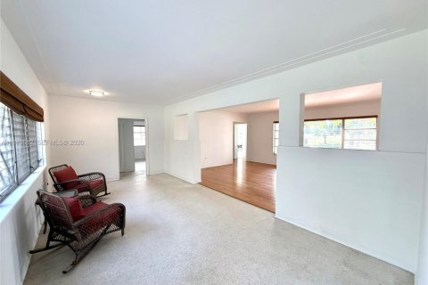 Villa ou maison à louer à Miami Beach, Floride: 4 chambres, 176.7 m2 № 2042729 - photo 8