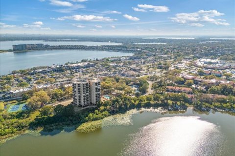 Снять в аренду кондоминиум в Орландо, Флорида 2 комнаты, 173.73м2, № 2207851 - фото 28