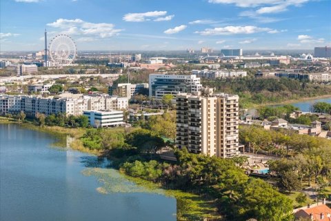 Снять в аренду кондоминиум в Орландо, Флорида 2 комнаты, 173.73м2, № 2207851 - фото 30