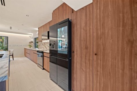 Villa ou maison à vendre à North Miami, Floride: 3 chambres, 176.51 m2 № 2048117 - photo 5