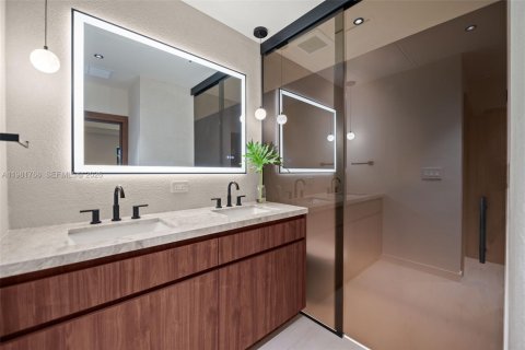 Villa ou maison à vendre à North Miami, Floride: 3 chambres, 176.51 m2 № 2048117 - photo 30