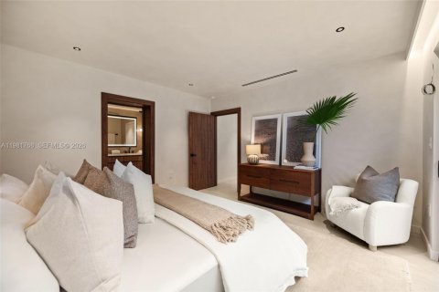 Villa ou maison à vendre à North Miami, Floride: 3 chambres, 176.51 m2 № 2048117 - photo 20