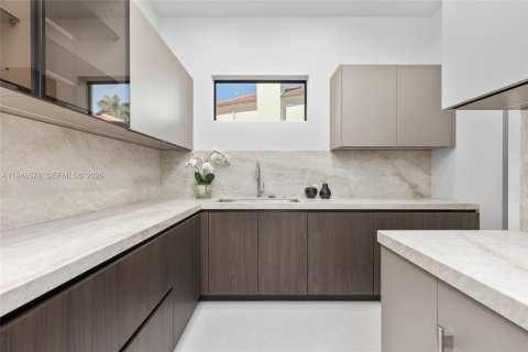 Villa ou maison à vendre à Fort Lauderdale, Floride: 6 chambres, 1068 m2 № 2006151 - photo 20