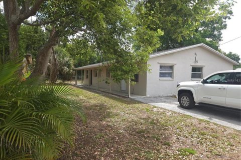 Appartement à Largo, Floride 2 chambres, 74.32 m2 № 2414931