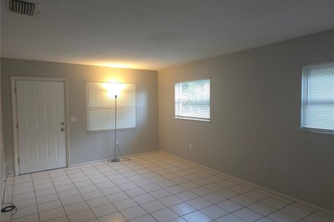 Appartement à louer à Largo, Floride: 2 chambres, 74.32 m2 № 2414931 - photo 6